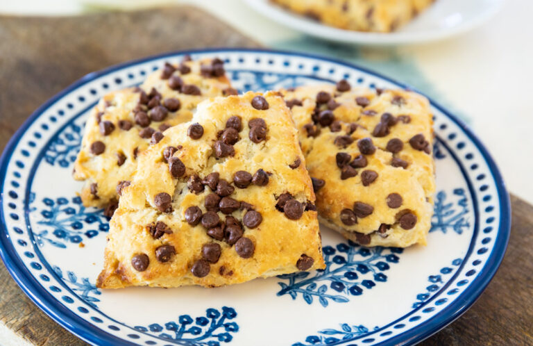 Air Fryer Chocolate Chip Scones